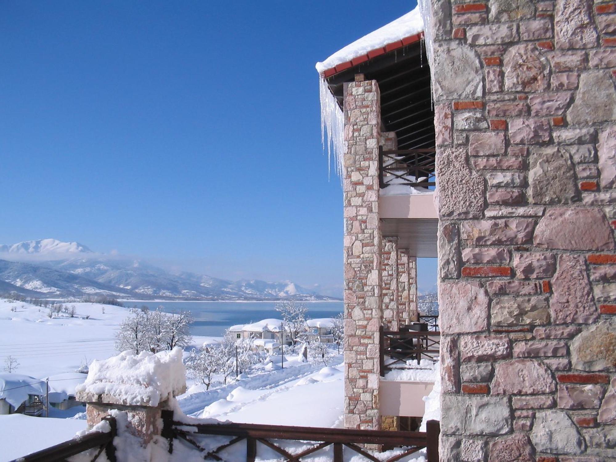 Titagion Hotel Lago Lago Plastiras Exterior foto