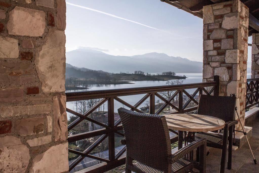 Titagion Hotel Lago Lago Plastiras Exterior foto